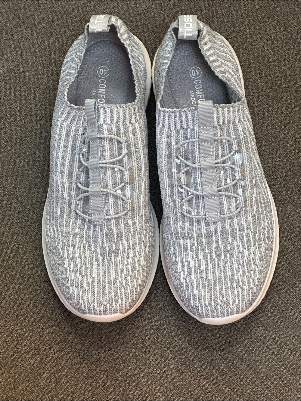 Slip-On Knit Sneakers - Light Gray